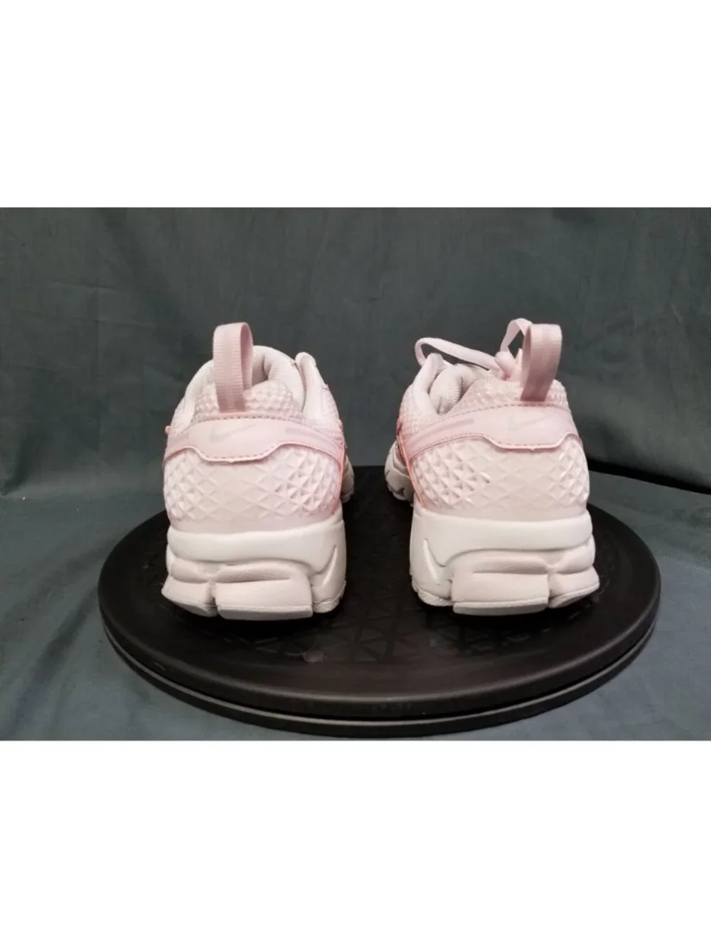 Nike Vomero 5 (GS) Sneakers HF6998 600 Pink Grey Girls Size 6 NEW IN BOX!